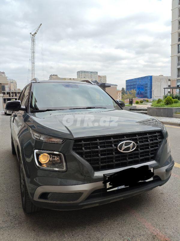 Hyundai Venue 1.6 L, 2023, 74 000 km — Avtomobillər, Bakı