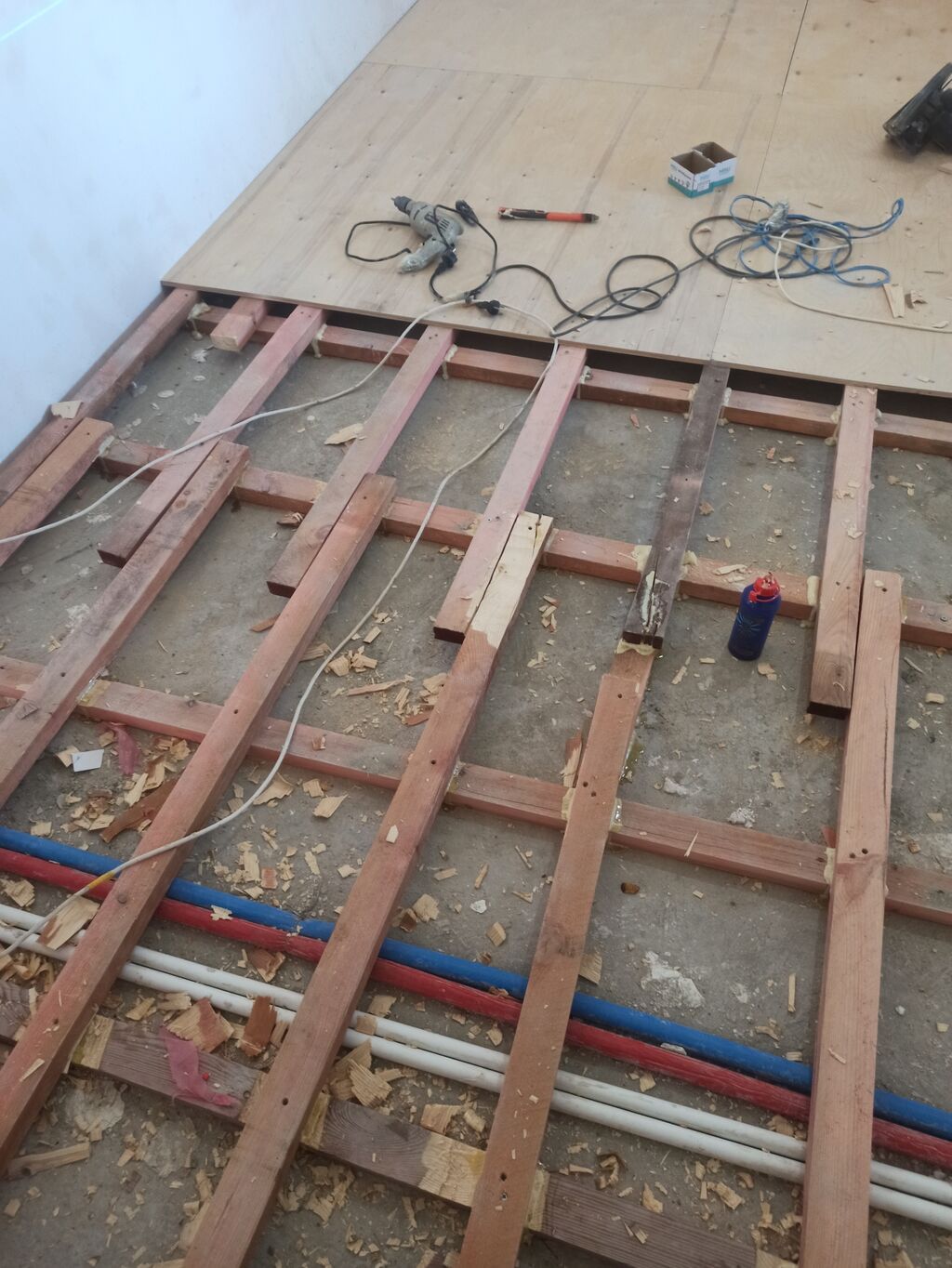 Laminat döşəmə ustası – peşəkar quraşdırma xidməti Təklif edilən — Döşəmə və tavan işləri, Digah (5)