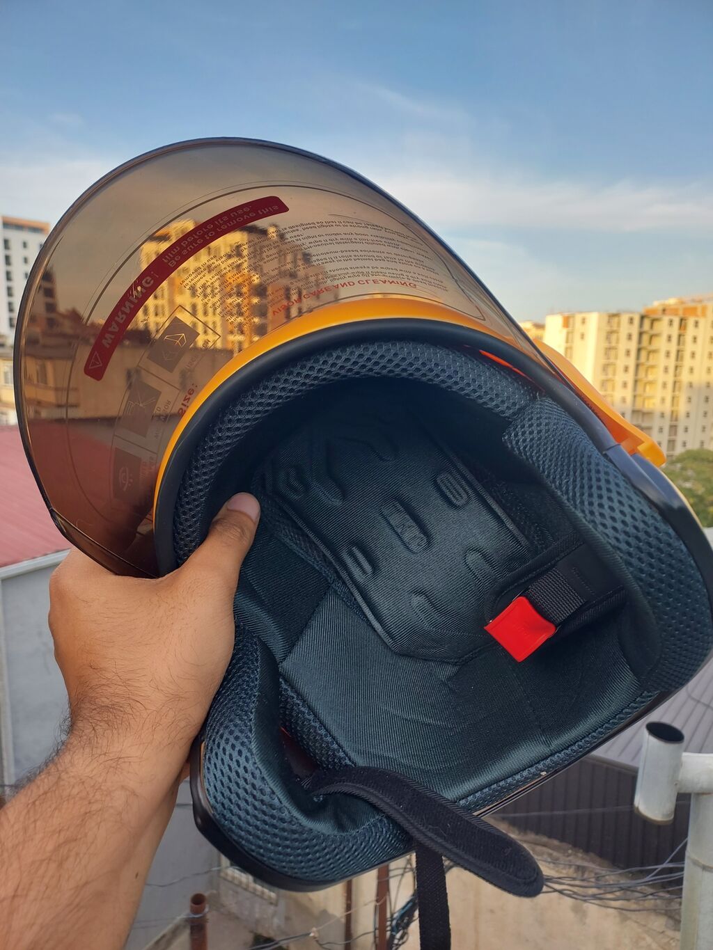 Moped/Velosiped üçün keyfiyyətli kask satıram Yenidir, qulaq baş — Motosiklet geyimi, Bakı (7)