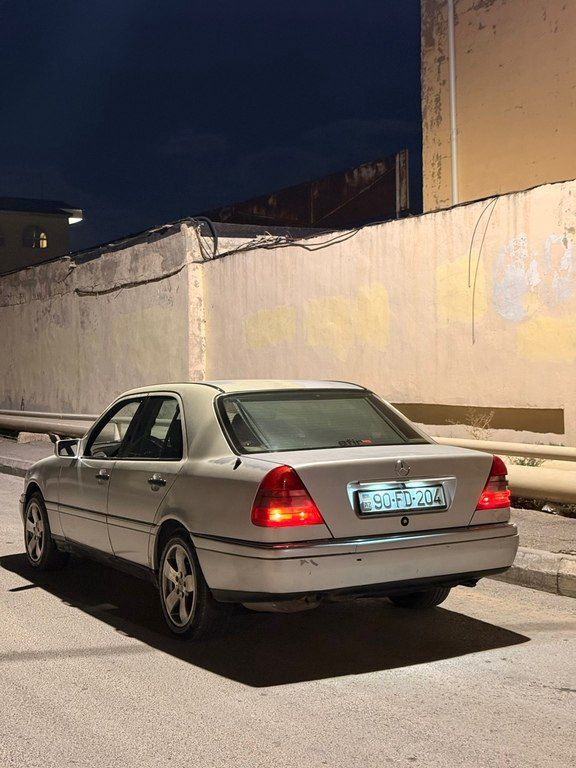 Mercedes C 220, 2.2 L, 1995 il, 539 000 km 90-FD-204 — Avtomobillər, Bakı (4)