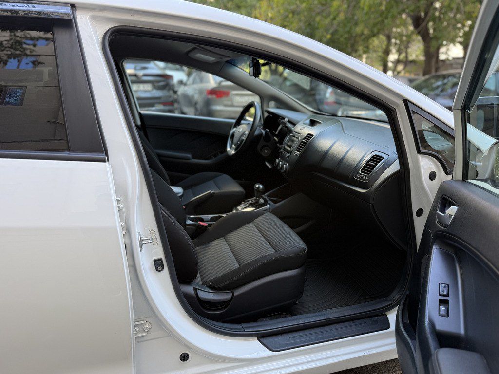 Kia Forte, 2.0 L, 2016 il, 166 501 km 77-ET-845 — Avtomobillər, Bakı (10)
