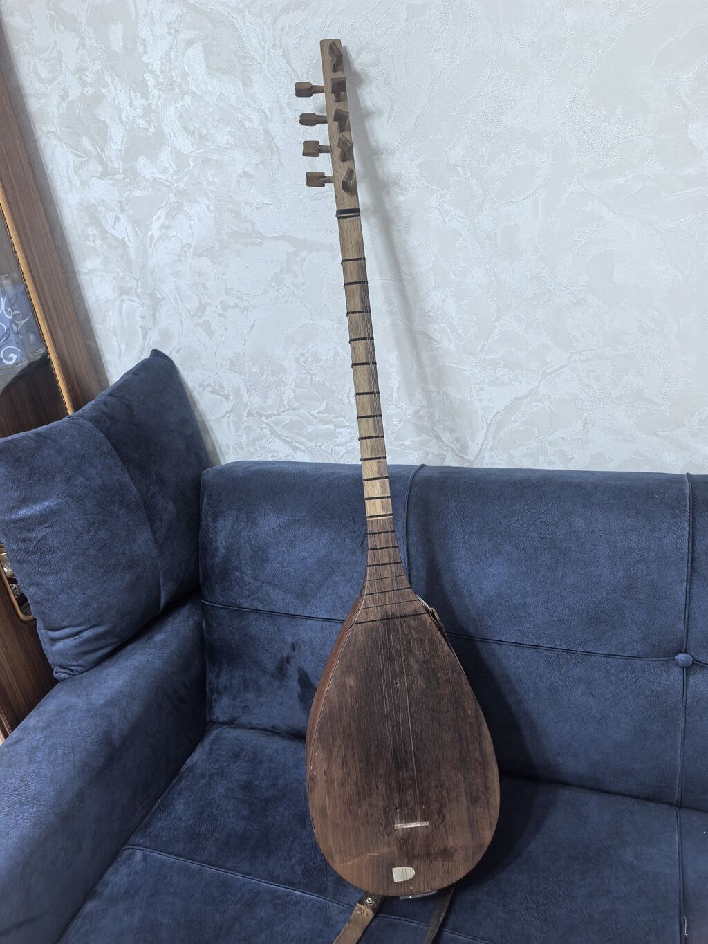Saz – uzun saplı, armud formalı korpuslu milli simli musiqi aləti — Gitarlar və digər simli alətlər, Digah (3)