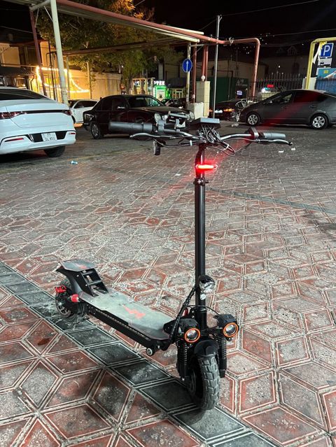 Elektrik skuter – güclü şəhər və off-road istifadə üçün - İkiqat ön — Masazır
