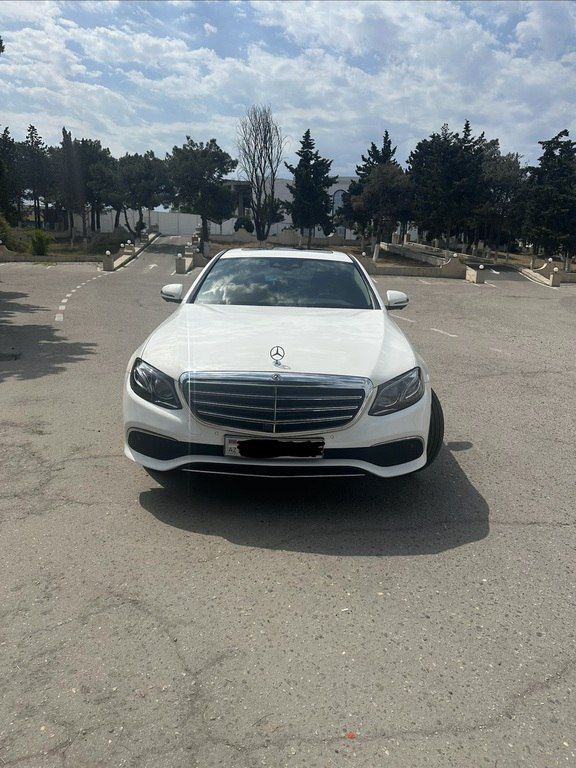 Mercedes E 300, 2.0 L, 2018 il, 170 000 km — Avtomobillər, Bakı