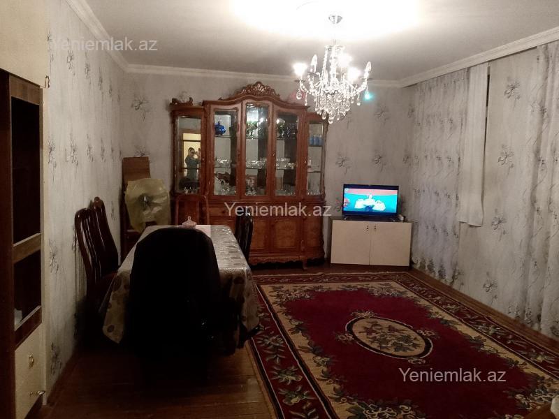 Satılır 2 otaqlı Bina evi menzil (Köhnə tikili), 70 m², 14-cü məhəllə — Mənzil, Sumqayıt
