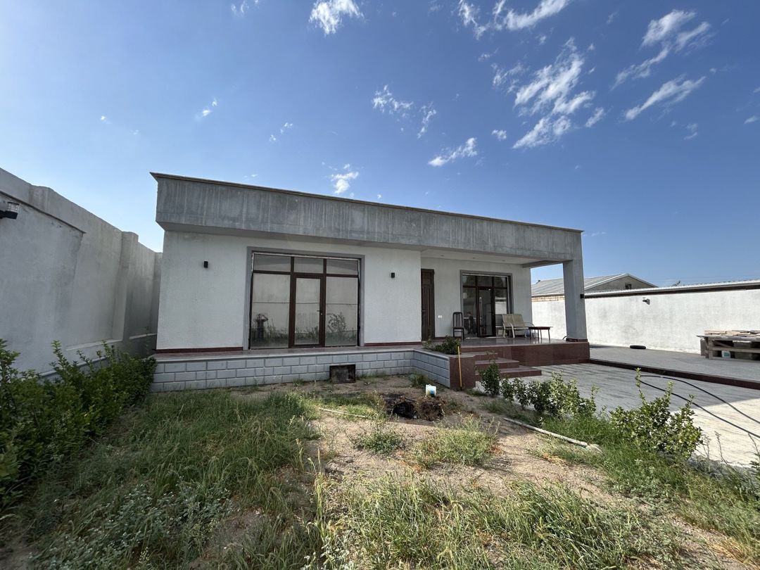 Satılır 4 otaqlı həyət evi/bağ evi 130 m² — Ev, villa, Bakı (5)