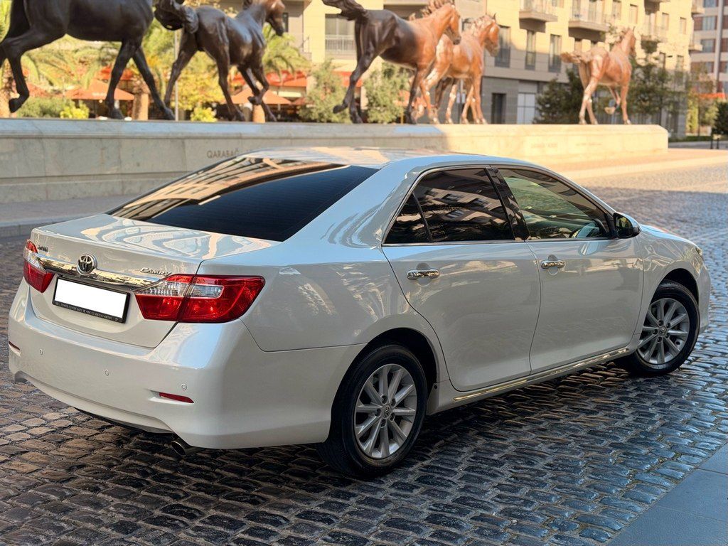 Toyota Camry, 2.5 L, 2013 il, 141 000 km — Avtomobillər, Bakı (5)