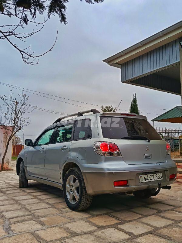 Mitsubishi Outlander 2.4 L, 2004, 206 000 km 44-CX-833 — Avtomobillər, Yardımlı (6)