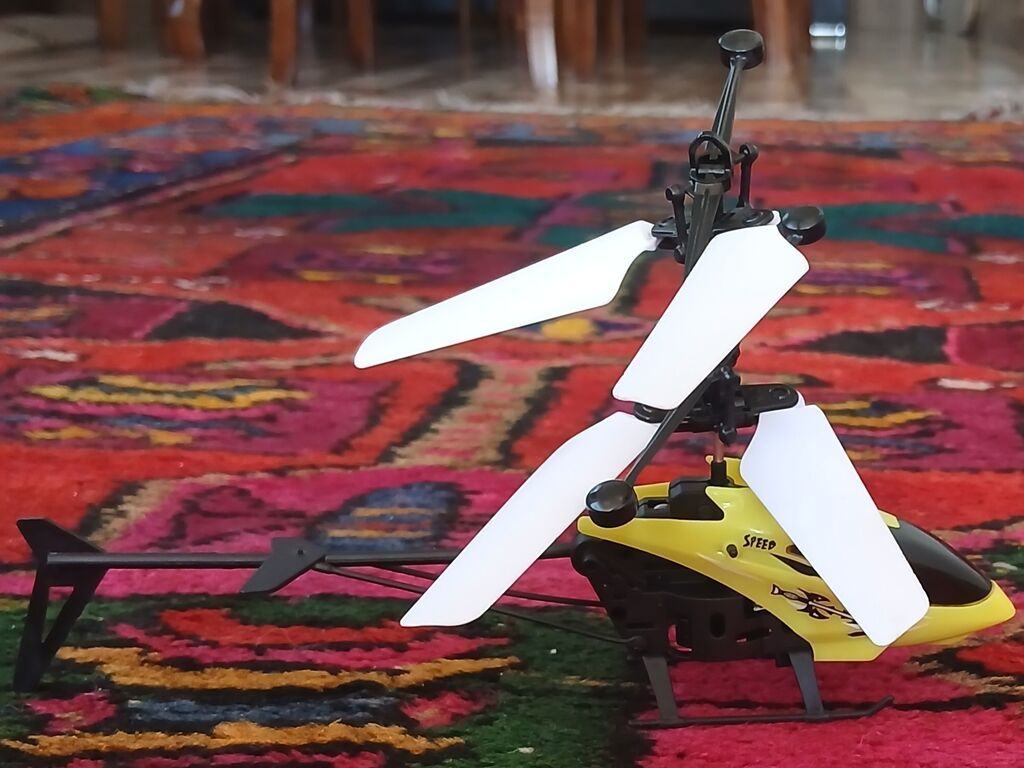 Uzaqdan idarə olunan mini helikopter – sarı-gövdəli, ikiqat koaksial — Oyuncaq nəqliyyatı, Digah (3)