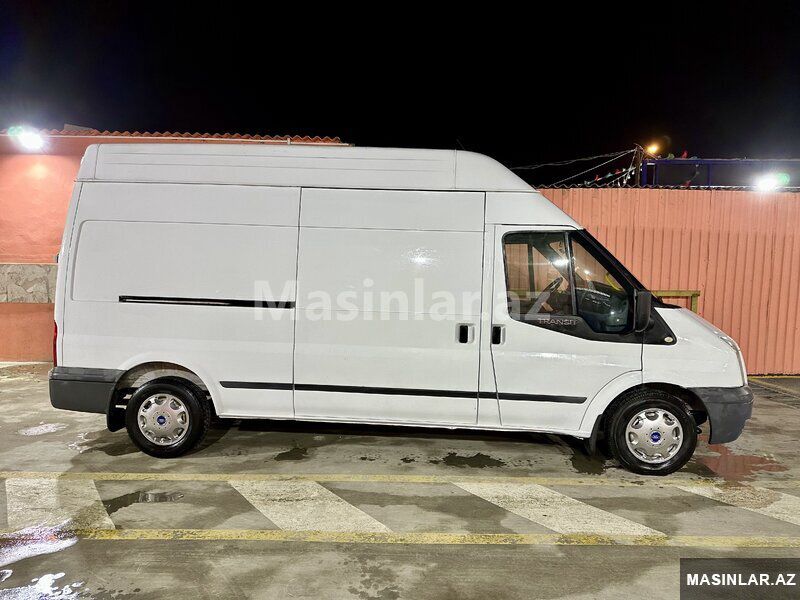 Ford Transit, 2012 il 77-MN-458 — Minik avtomobili icarəsi, Bakı (6)