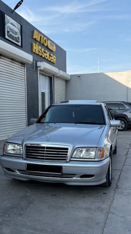 Mercedes C 200, 2.0 L, 1997 il, 278 000 km — Sabirabad