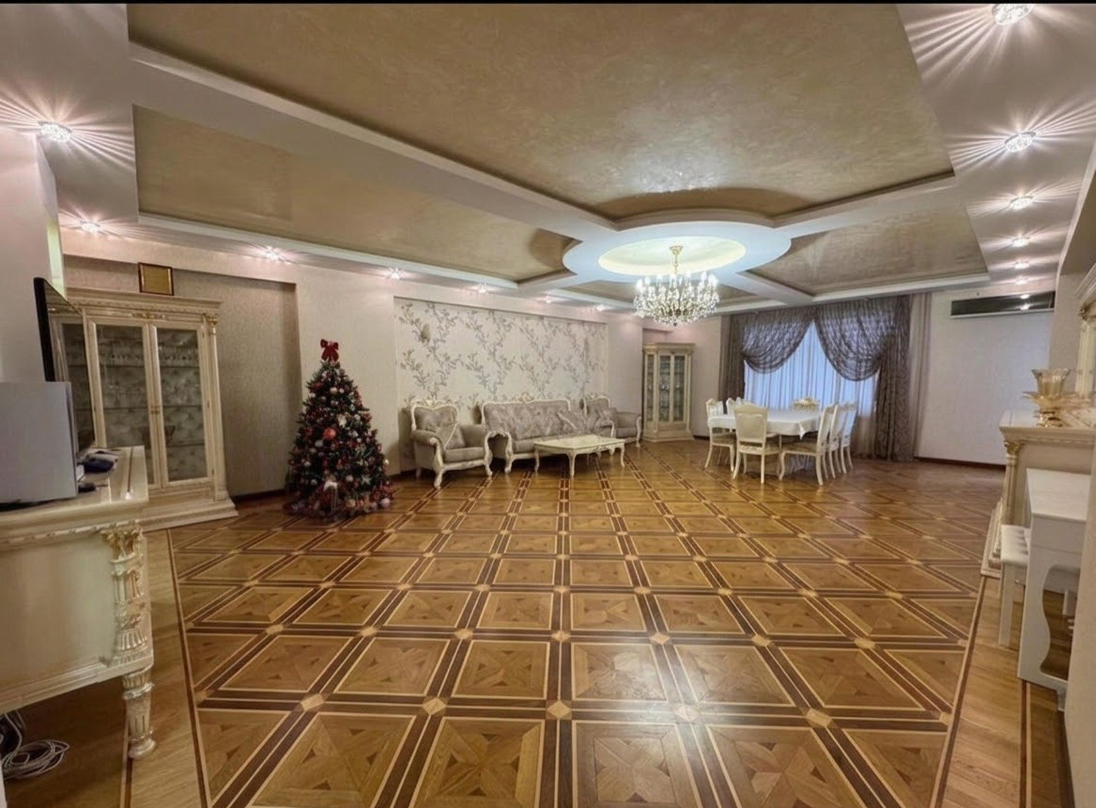 4 otaqlı mənzil 240 m² satılır — Mənzil, Bakı (3)