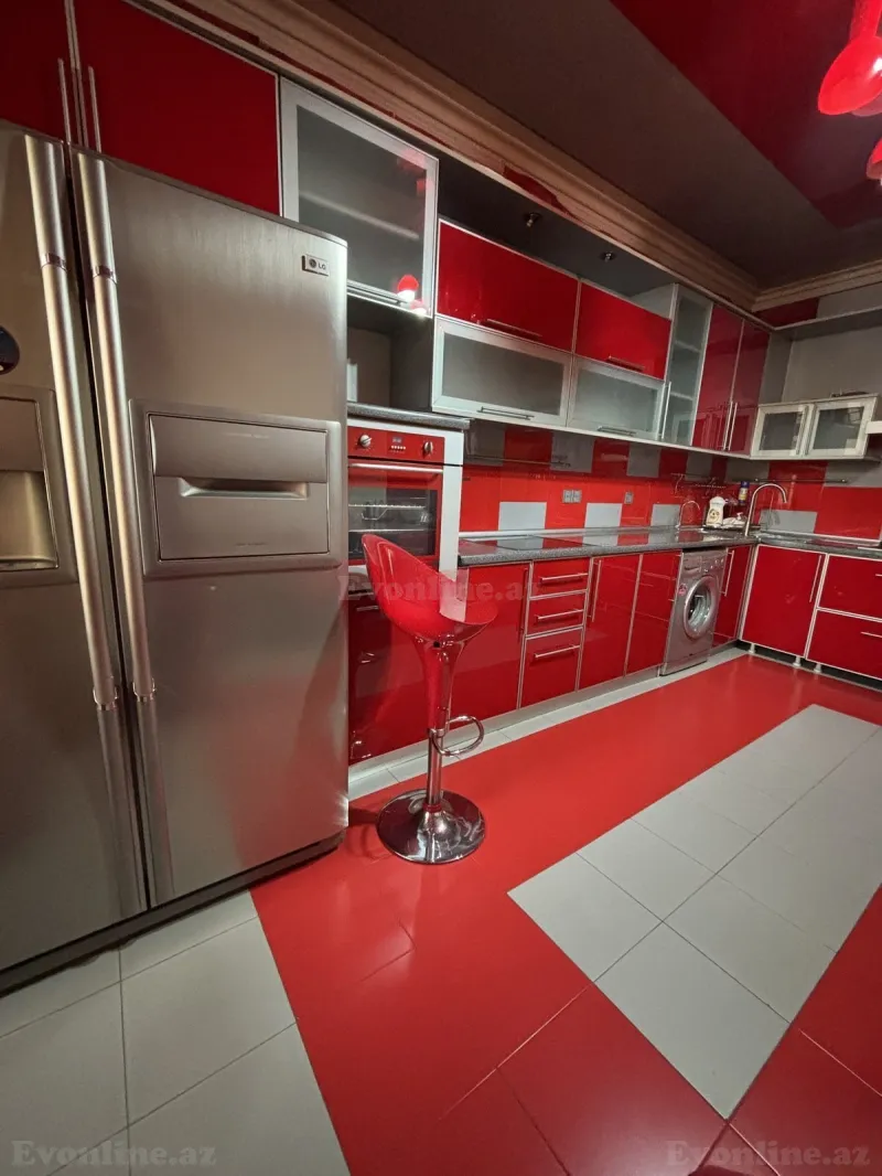 Kirayə verilir 4 otaqlı Mənzil Yeni tikili 150 m² Bakı, Xətai r — Mənzil, Bakı (6)
