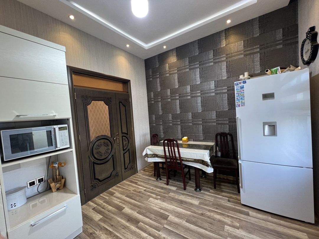 Satılır 6 otaqlı həyət evi/bağ evi 230 m² — Ev, villa, Gəncə (12)