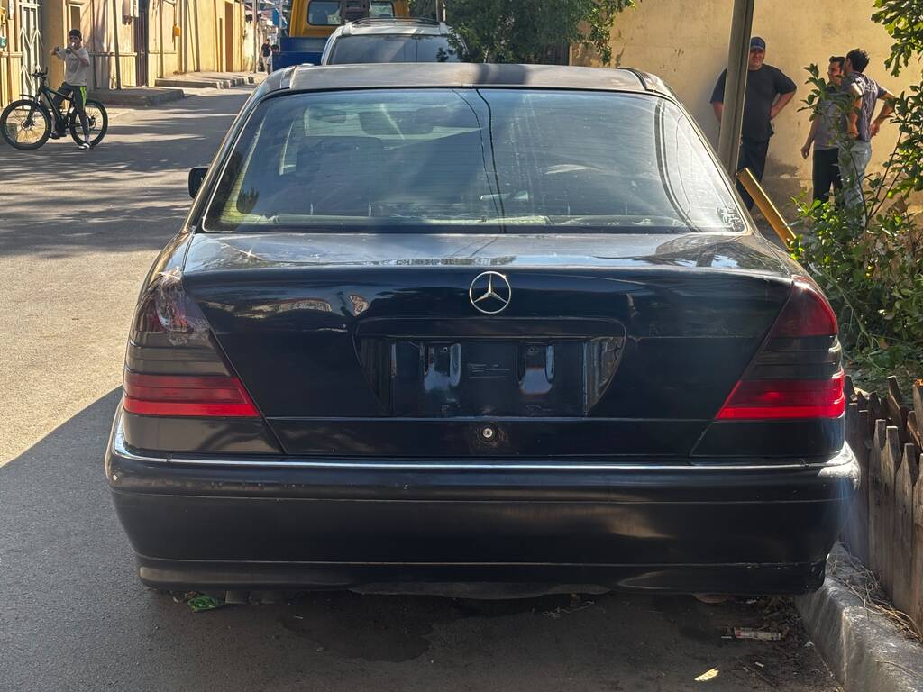 Mercedes C 230, 2.3 L, 1999 il, 352 000 km — Avtomobillər, Bakı (3)