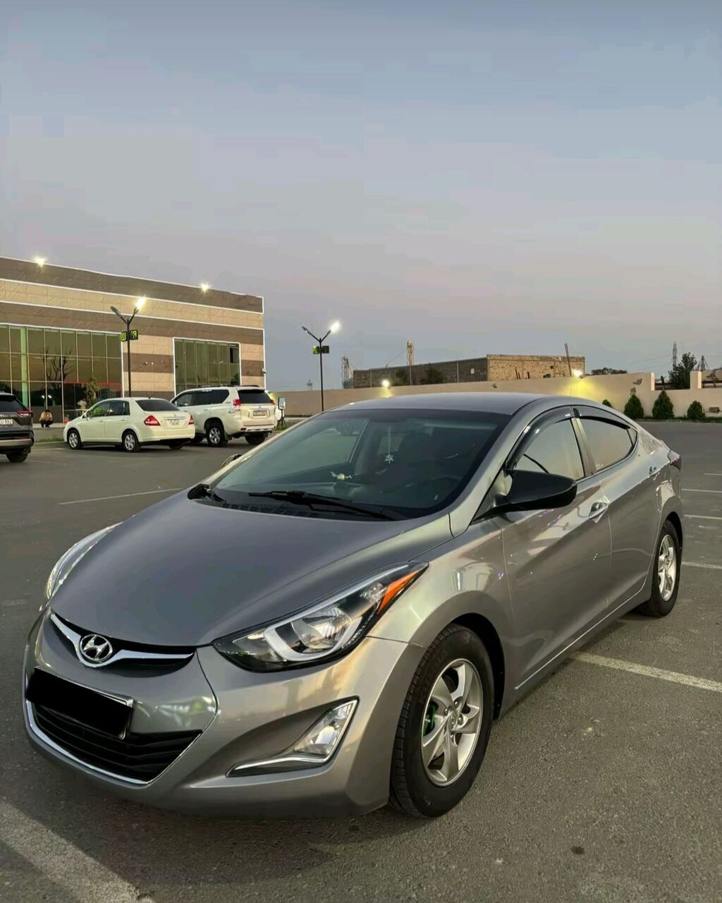 Hyundai Elantra: 1.8 l 2014 il Sedan — Avtomobillər, Pirəkəşkül