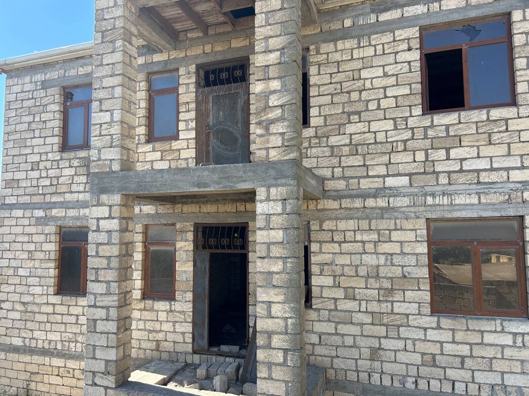 Satılır 5 otaqlı həyət evi/bağ evi 200 m² — Ev, villa, Bakı (12)