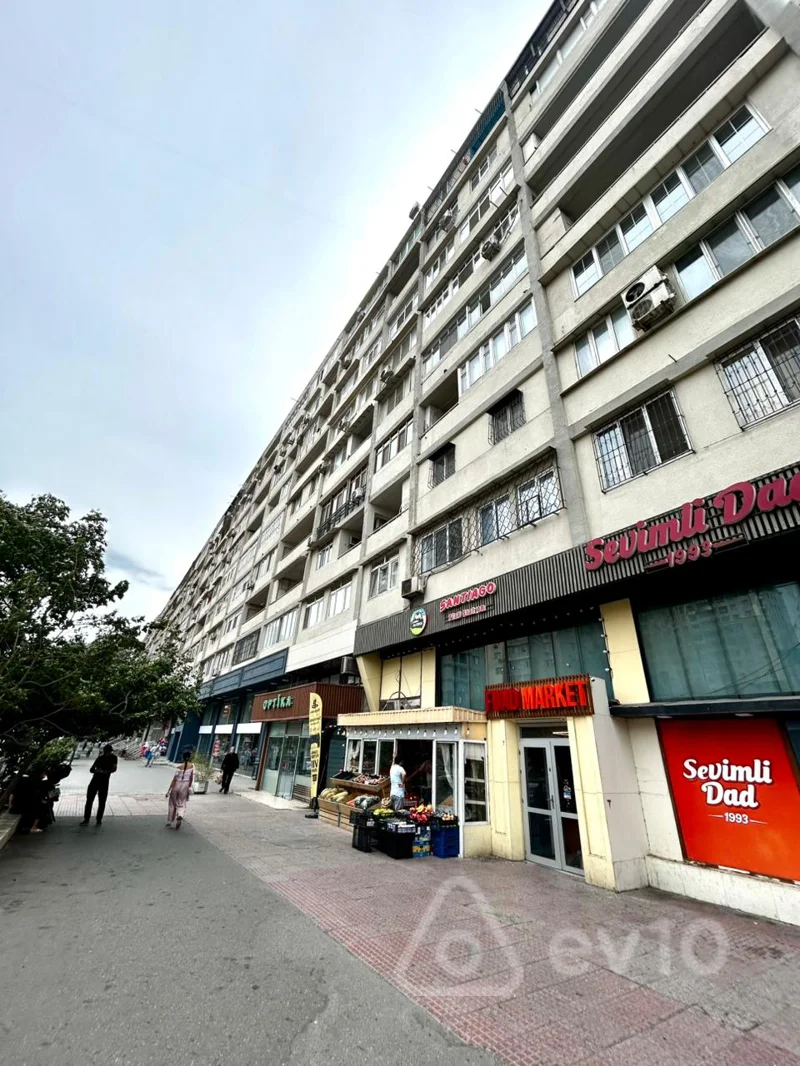 2 otaqlı mənzil, 65 m², Abbas Mirzə Şərifzadə küçəsi — Bakı
