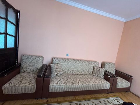 Divan dəsti 180 azn Yaxşı vəziyyətdədir, heç bir deffekti yoxdu. Hər — Bakı