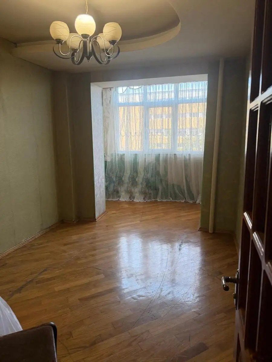 Satılır 3 otaqlı köhnə tikili 92 m² — Mənzil, Bakı (2)