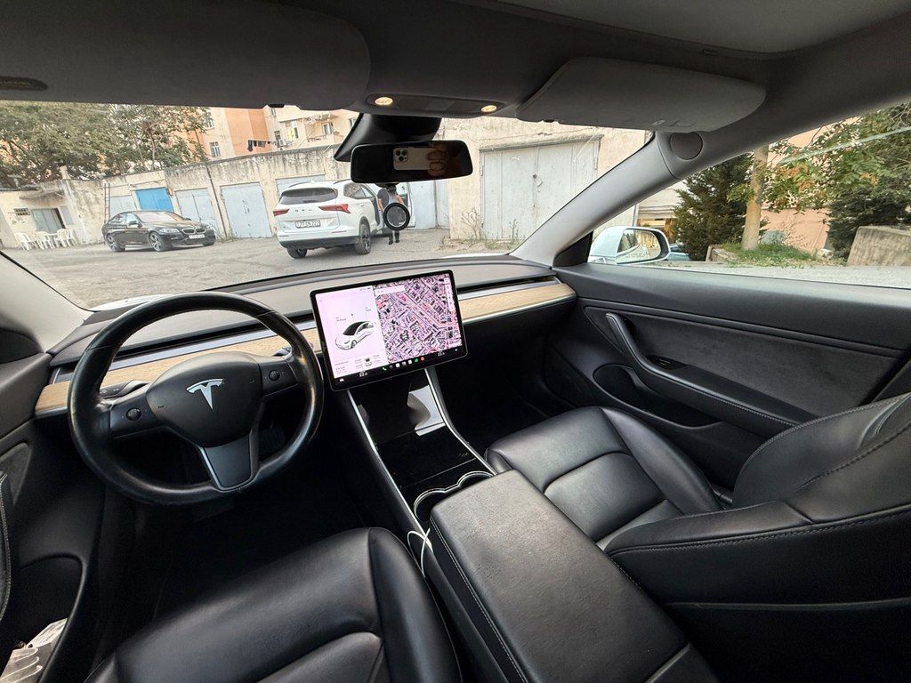 Tesla Model 3, 75 kWh, 2018 il, 104 000 km — Avtomobillər, Bakı (7)