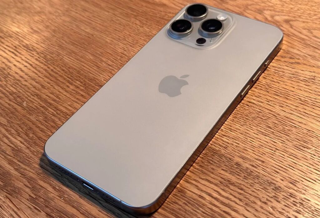 IPhone 15 Pro, Natural Titanium, Face ID — Apple iPhone, Digah (2)
