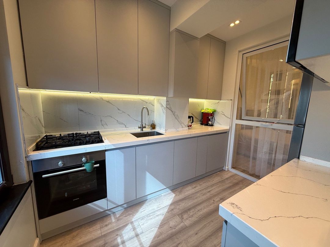 Satılır 4 otaqlı köhnə tikili 85 m² — Mənzil, Bakı (7)
