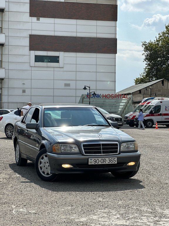 Mercedes C 240, 2.4 L, 1997 il, 306 000 km 90-OR-365 — Avtomobillər, Mingəçevir
