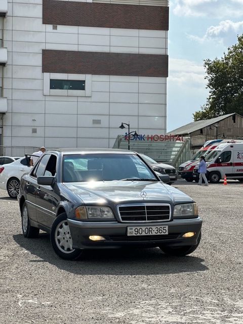 Mercedes C 240, 2.4 L, 1997 il, 306 000 km — Mingəçevir