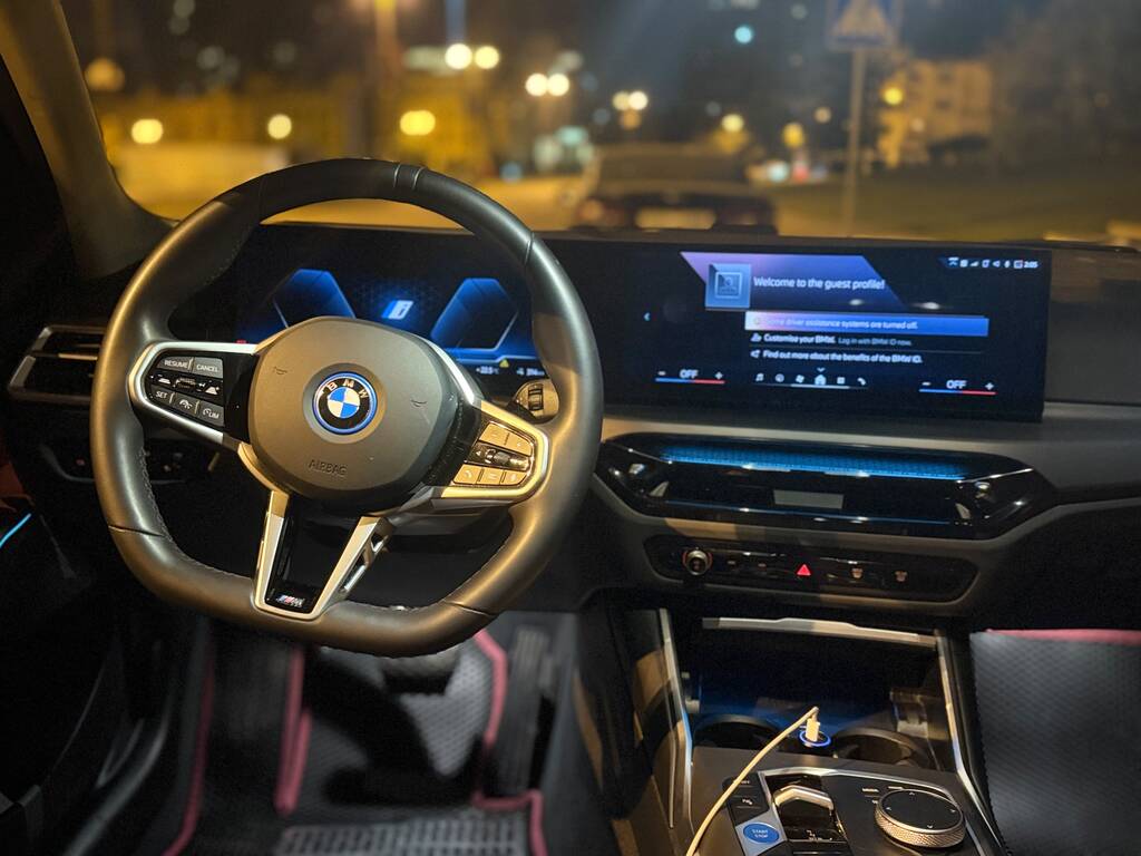 BMW i3, 70.3 kWh, 2025 il, 16 500 km — Avtomobillər, Bakı (3)