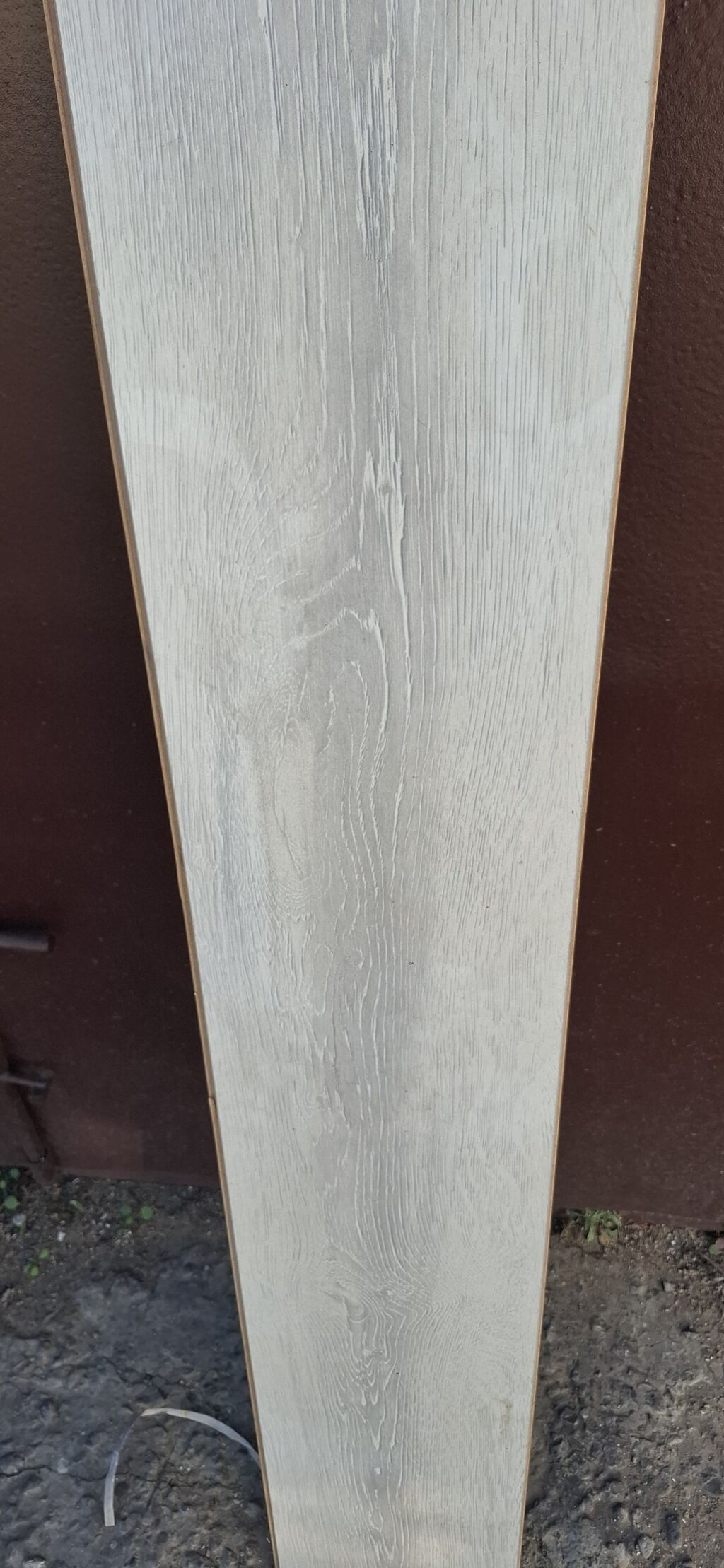 Laminat usten cixma yaxsi vezziyetdir 50 kv var 1.25 sm 20 sm 1 kv — Döşəmə örtükləri, Digah (3)