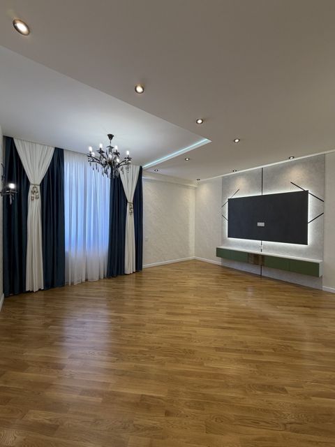 Satılır 3 otaqlı yeni tikili 106 m² — Bakı