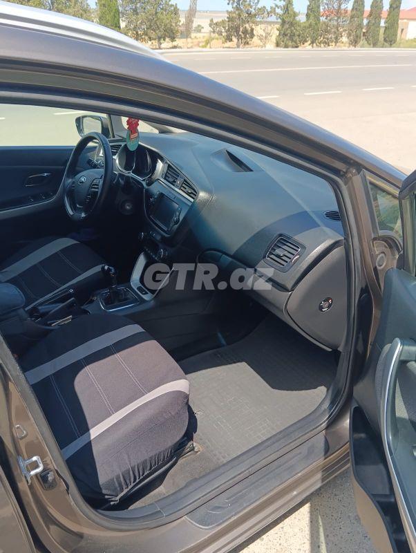 Kia Ceed SW 1.5 L, 2015, 188 760 km — Avtomobillər, Şirvan (2)