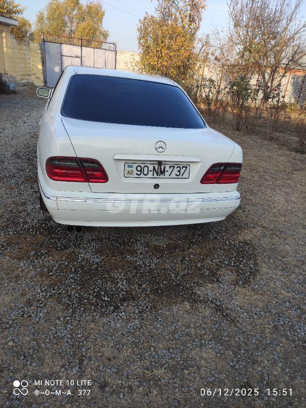 Mercedes E 240 2.4 L, 2000, 390 000 km 90-NM-737 — Avtomobillər, Ağdaş (4)