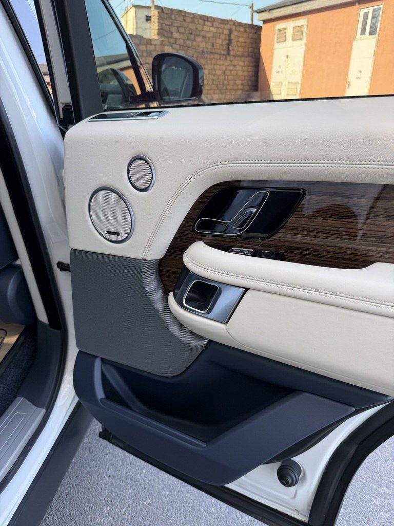 Land Rover Range Rover, 3.0 L, 2018 il, 120 000 km — Avtomobillər, Bakı (8)
