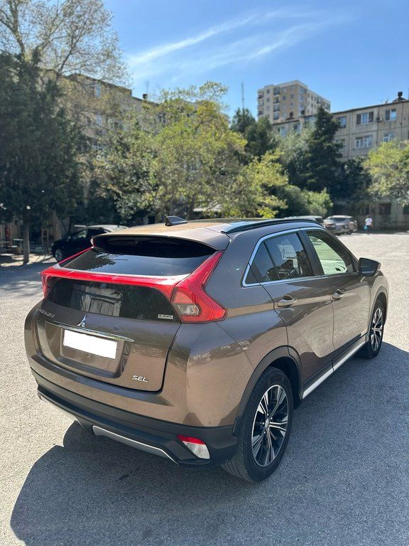 Mitsubishi Eclipse Cross, 1.5 L, 2019 il, 199 559 km — Avtomobillər, Bakı (5)