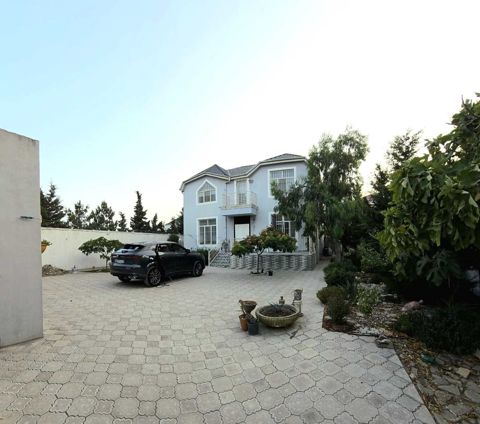 Satılır 5 otaqlı həyət evi/bağ evi 201 m² — Bakı