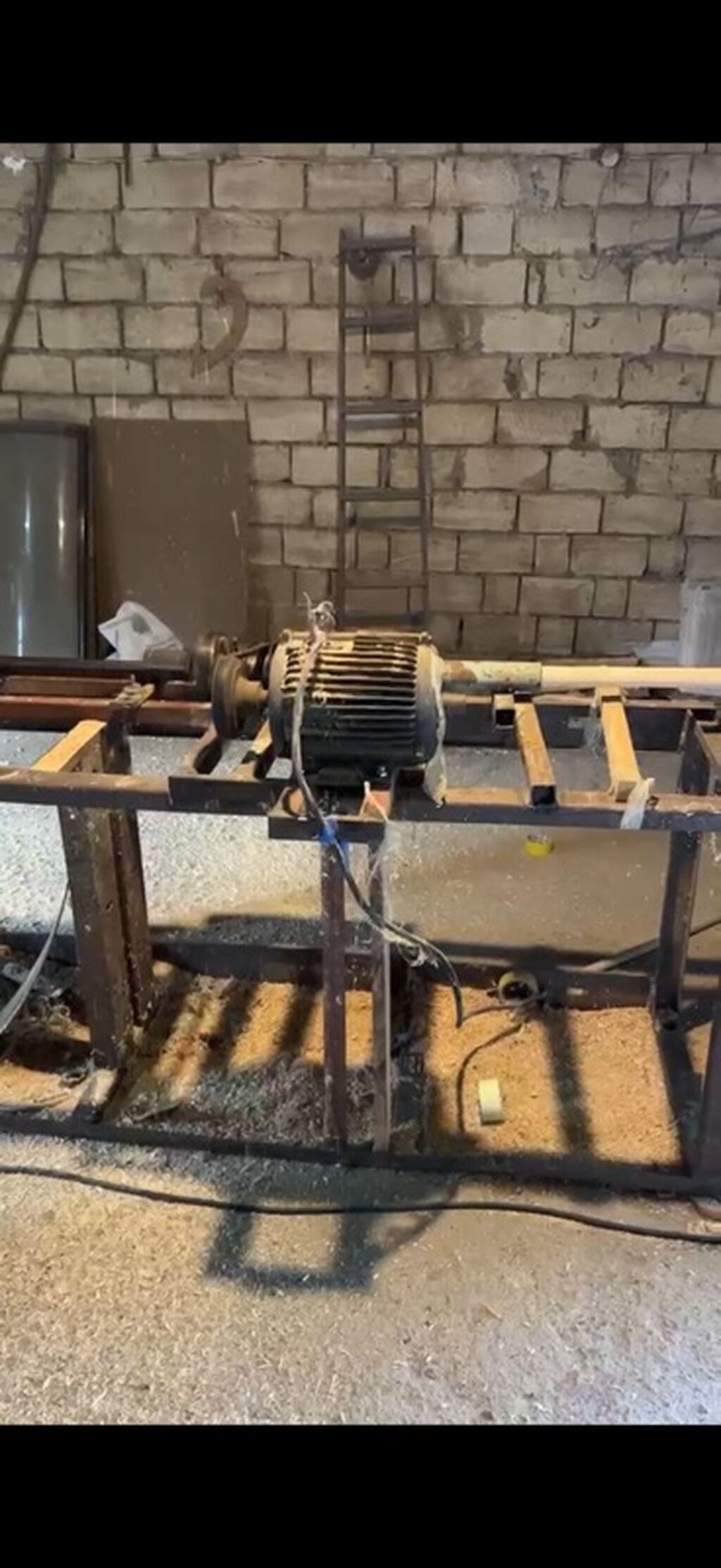 Taxta çubuq yonma dəzgahı (ağac dəyirmiləşdirən aparat) - Funksiya — Biznes və avadanlıq, Lənkəran (2)