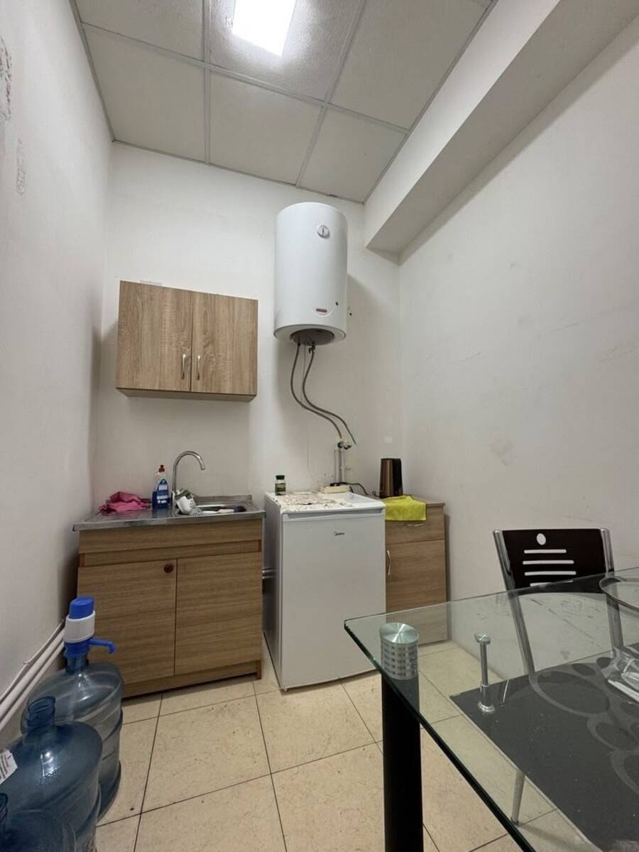 İcarəyə verilir 1 otaqlı ofis 50 m² — Ofis, Bakı (5)