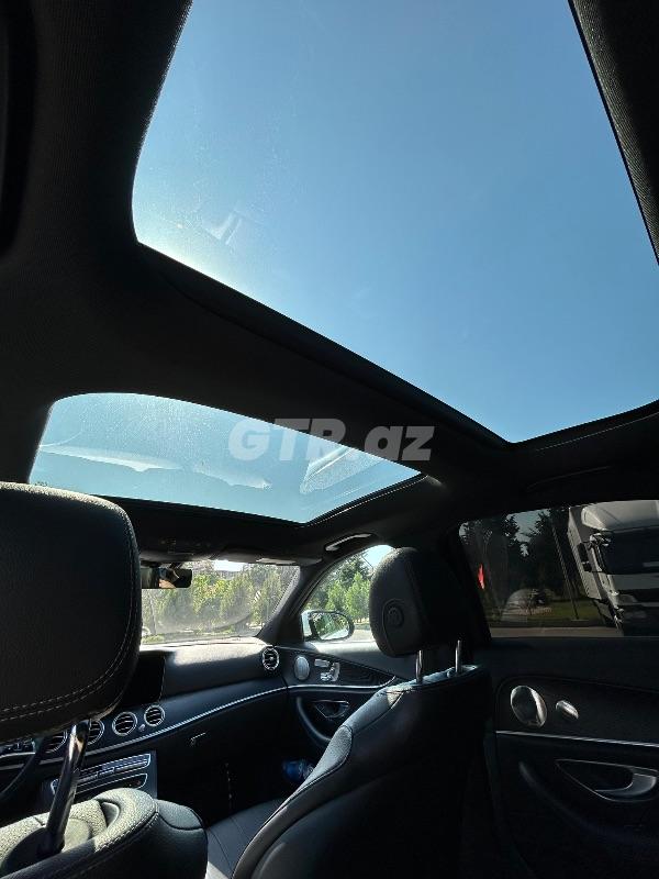Mercedes E-Class 2.0 L, 2022, 10 000 km — Avtomobillər, Bakı (5)