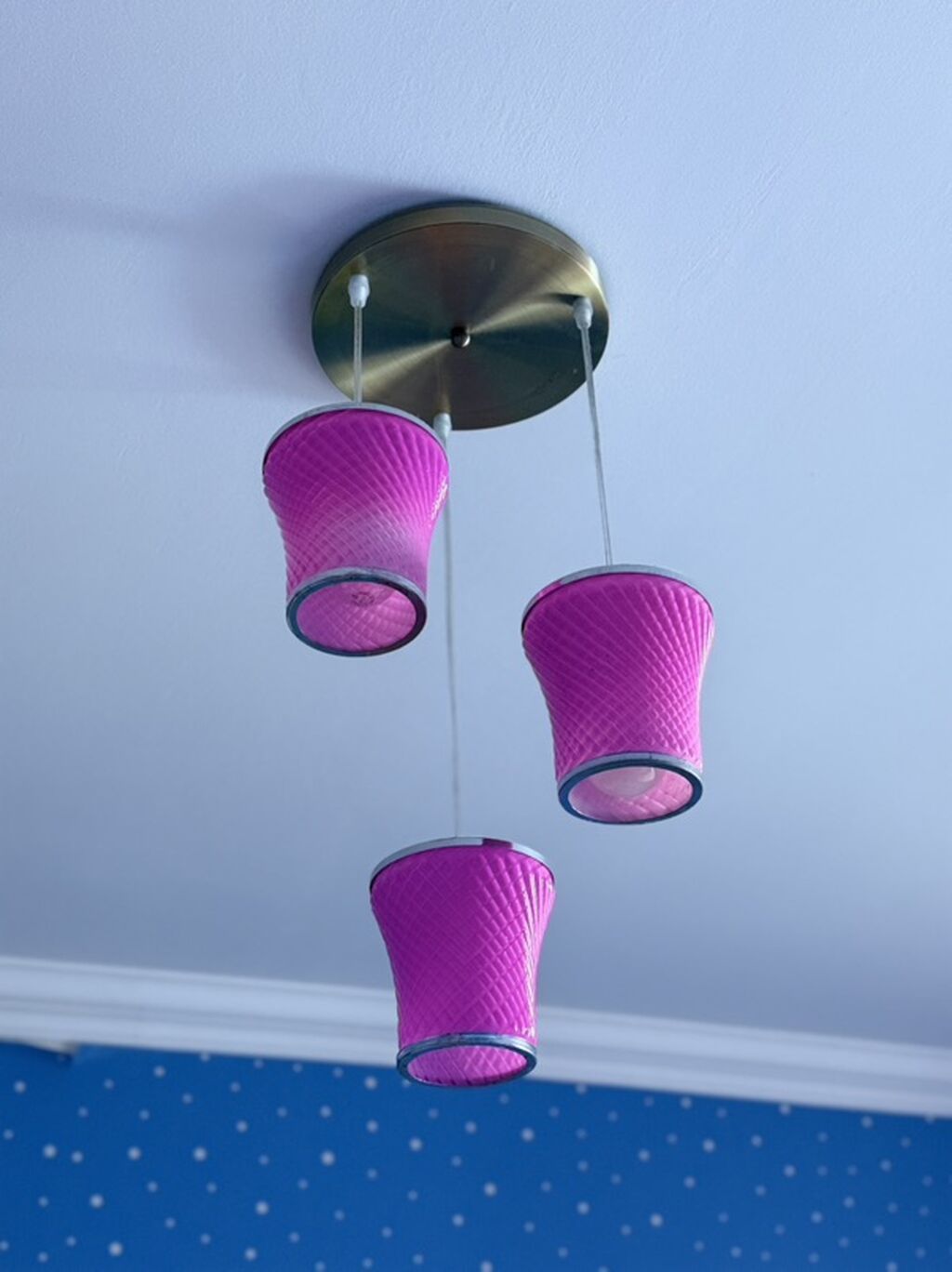 Çılçıraq, 3 lampa, Plastik — Tavan is?qlar? v? cilc?raqlar, Digah