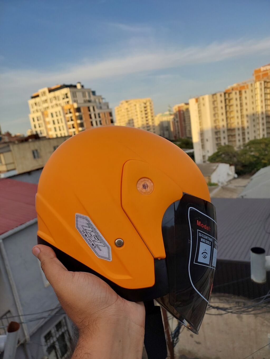 Moped/Velosiped üçün keyfiyyətli kask satıram Yenidir, qulaq baş — Motosiklet geyimi, Bakı (2)