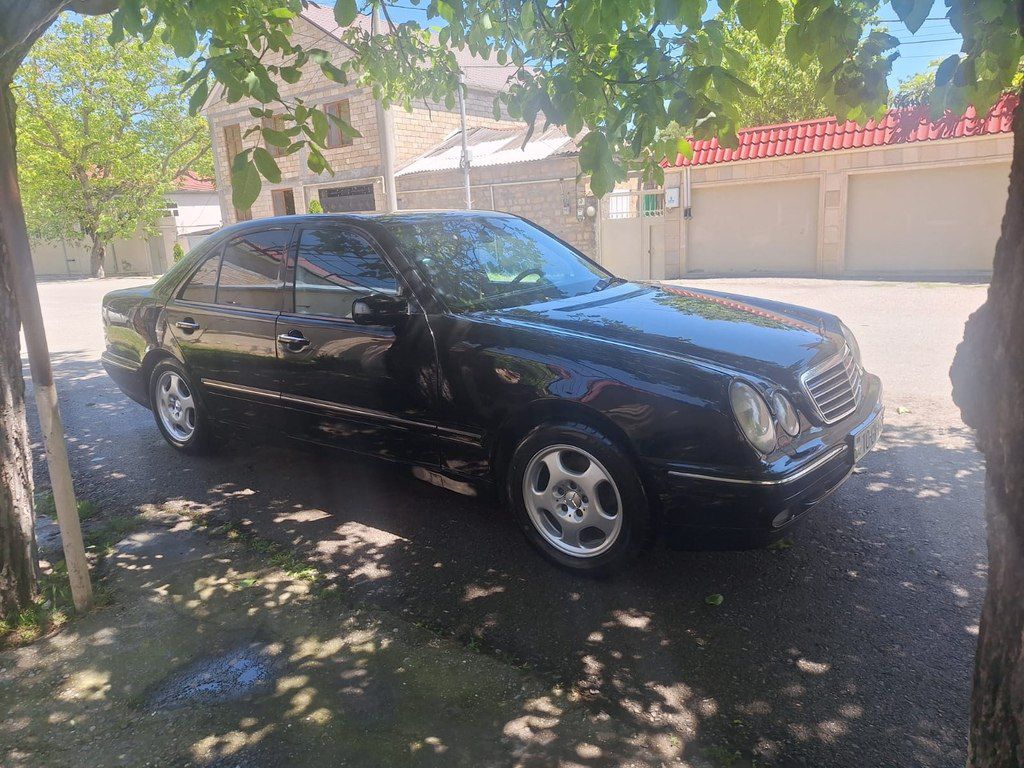 Mercedes E 270, 2.7 L, 2000 il, 298 000 km 10-GV-013 — Avtomobillər, Bakı (3)
