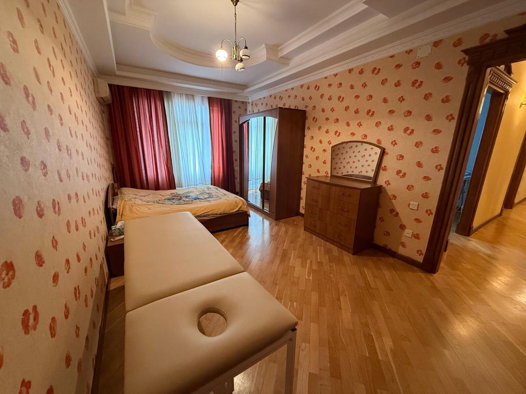İcarəyə verilir 5 otaqlı yeni tikili 260 m² — Mənzil, Bakı (9)