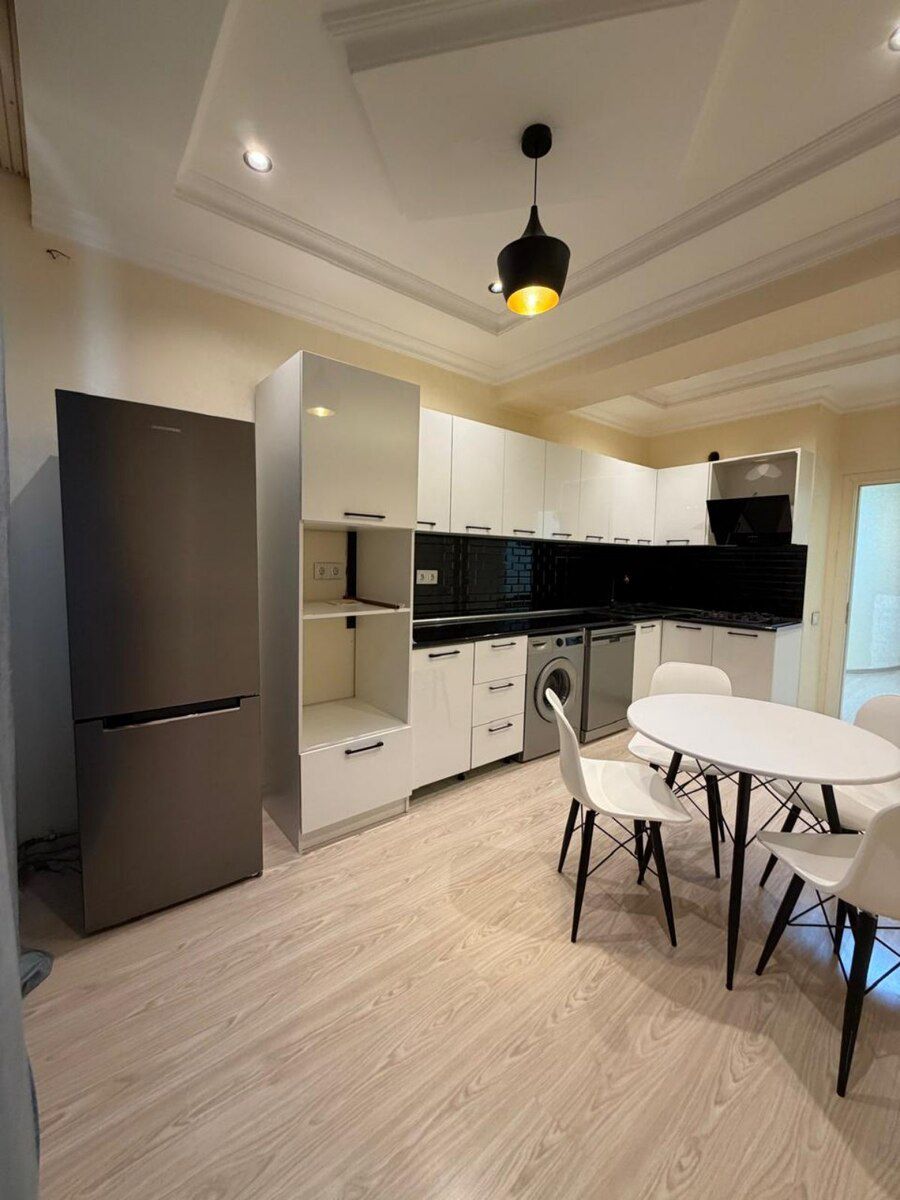 3-otaqlı yeni tikili kirayə verilir, Yeni Yasamal qəs., 135 m² — Mənzil, Bakı (11)