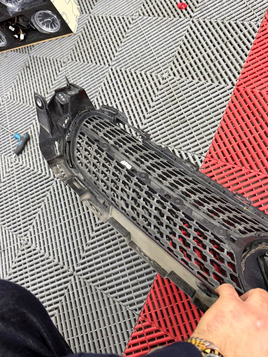 Mercedes W213 radiator barmaqlığı — Ehtiyat hissələri və aksesuarlar, Bakı (2)