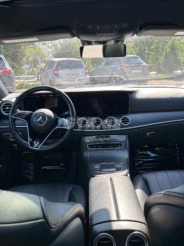 Mercedes E-Class 2.0 L, 2022, 10 000 km — Avtomobillər, Bakı (8)