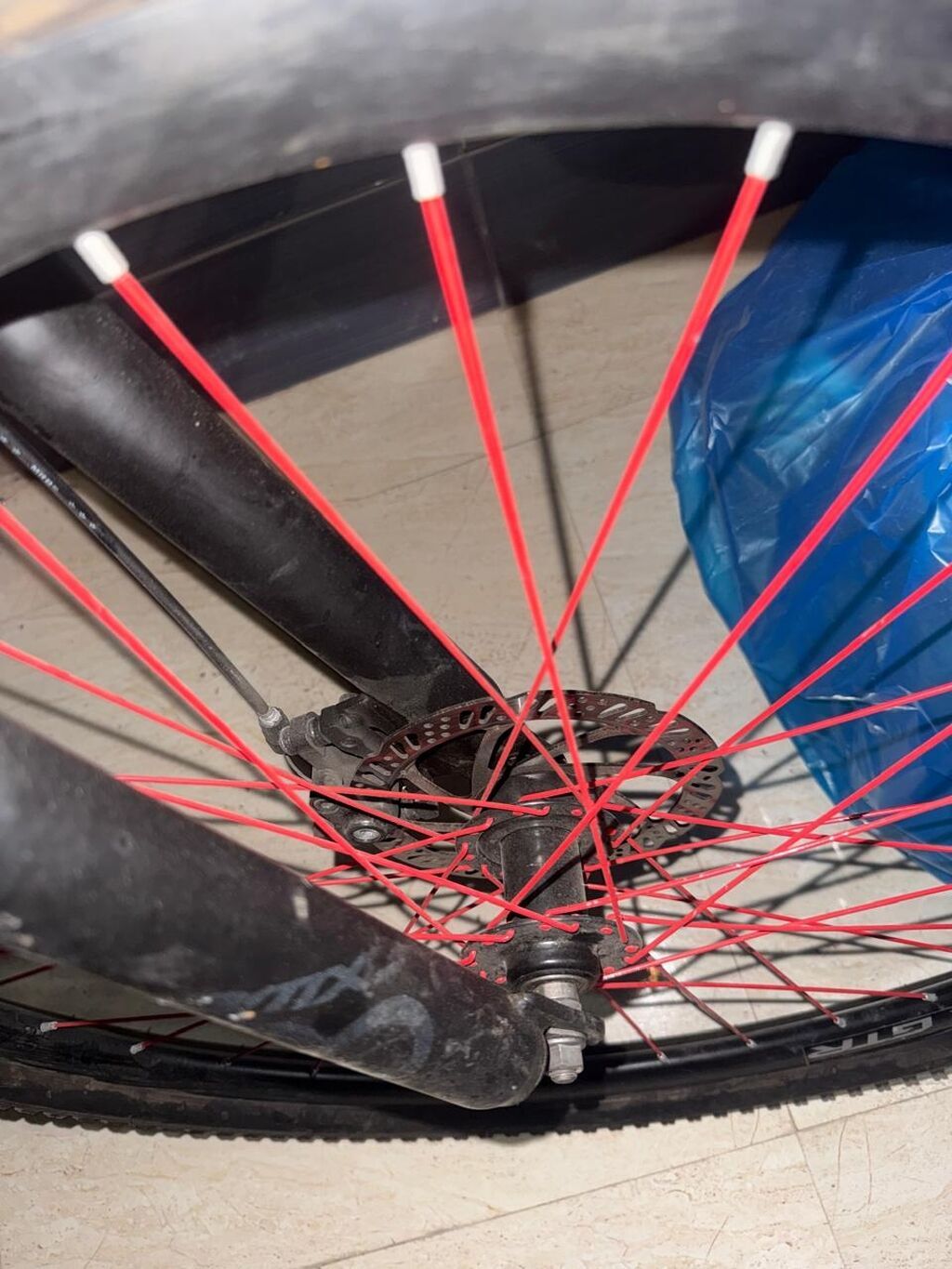 BMX modelidir 28-29 modeldir az istifadə olunub,çox gözəl yanaşma — Dağ velosipedləri, Bakı (3)