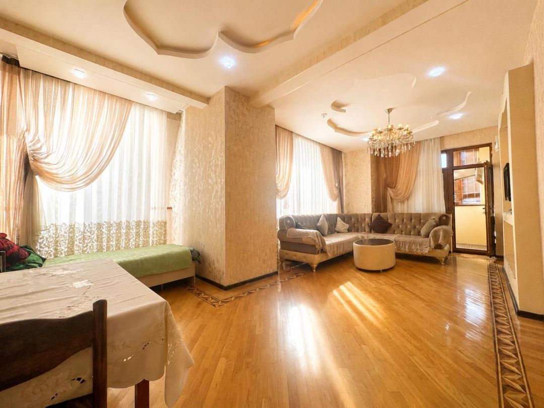 Satılır 4 otaqlı yeni tikili 140 m² — Mənzil, Bakı