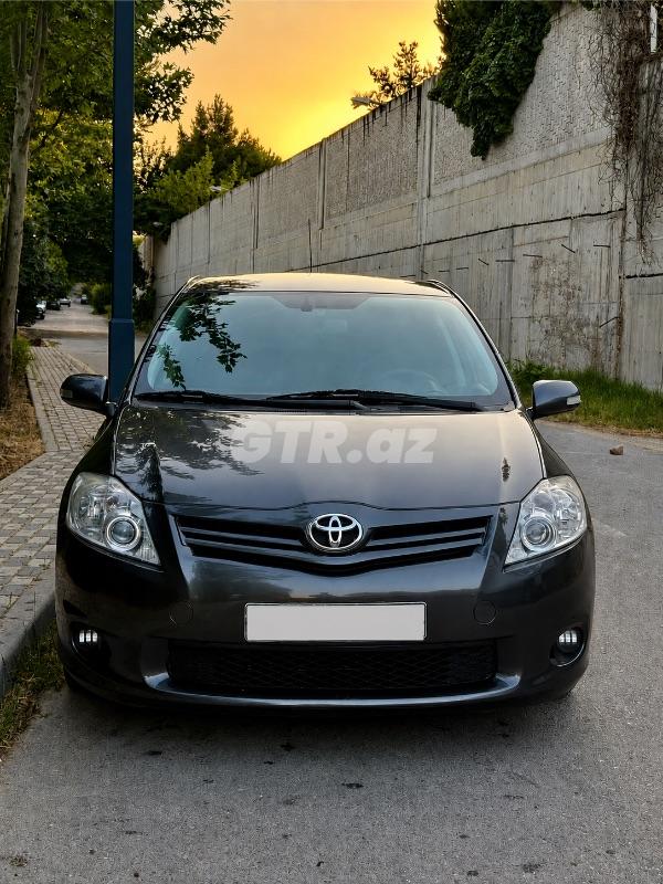 Toyota Auris 1.4 L, 2010, 250 342 km — Avtomobillər, Bakı (5)